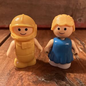 Vtg Playskool Li'l Playmates Toy Plastic Figure Lot Blonde Girl Astronaut Boy